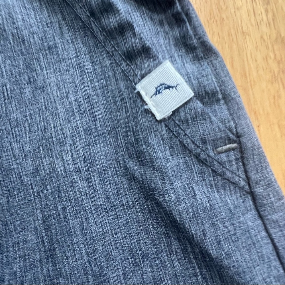 Tommy Bahama Active Kids Shorts Blue Chambray Size M (7/8) - Picture 2 of 4